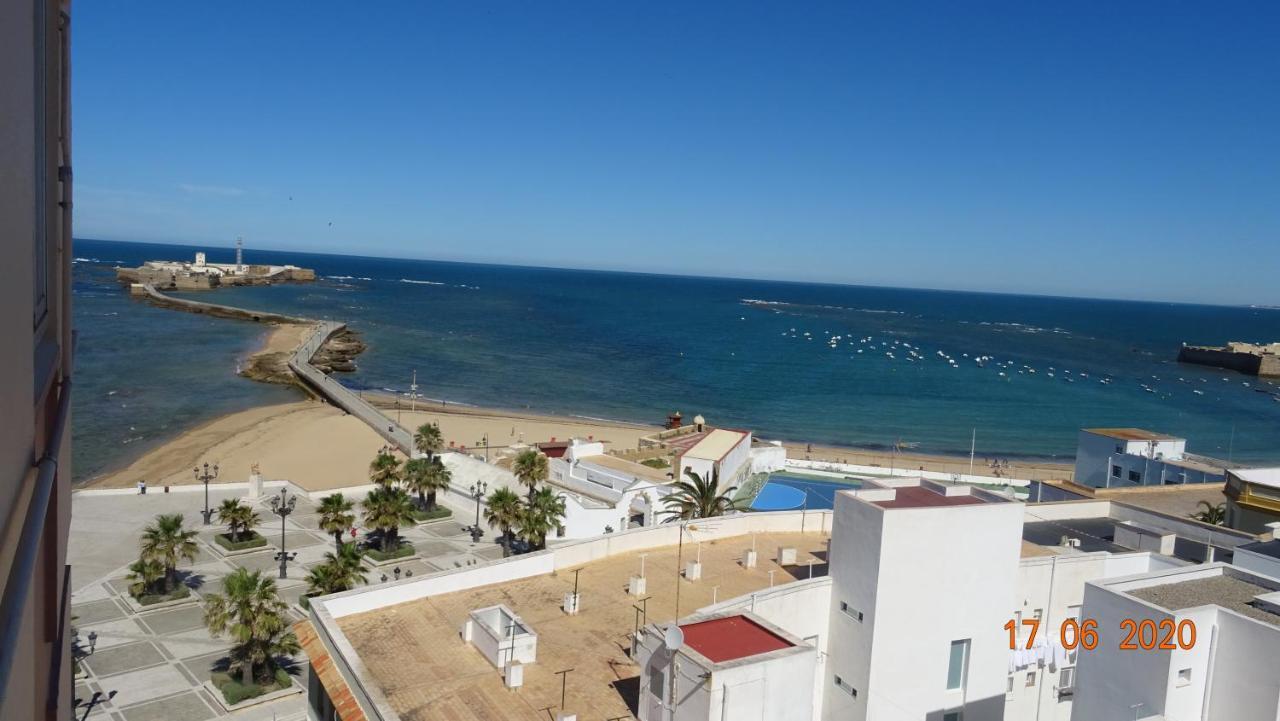 Apartamento Fenicia Con Aparcamiento Incluido Vistas Al Mar Cádiz Exteriör bild