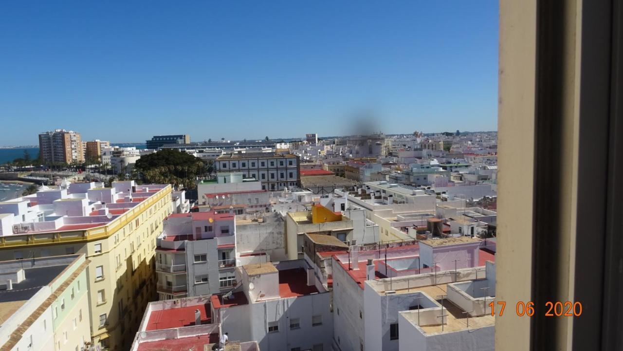 Apartamento Fenicia Con Aparcamiento Incluido Vistas Al Mar Cádiz Exteriör bild