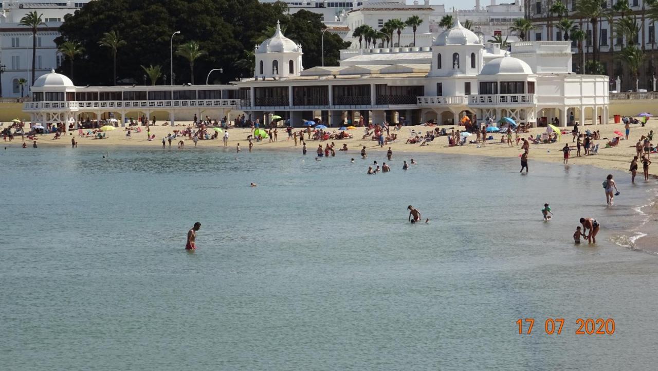 Apartamento Fenicia Con Aparcamiento Incluido Vistas Al Mar Cádiz Exteriör bild