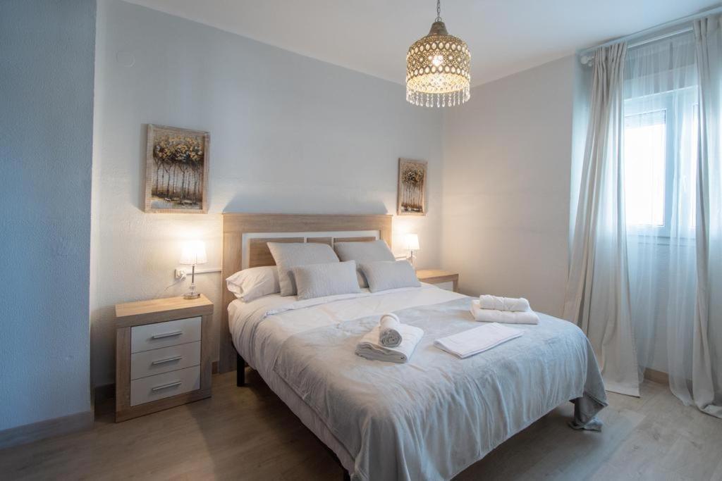 Apartamento Fenicia Con Aparcamiento Incluido Vistas Al Mar Cádiz Exteriör bild