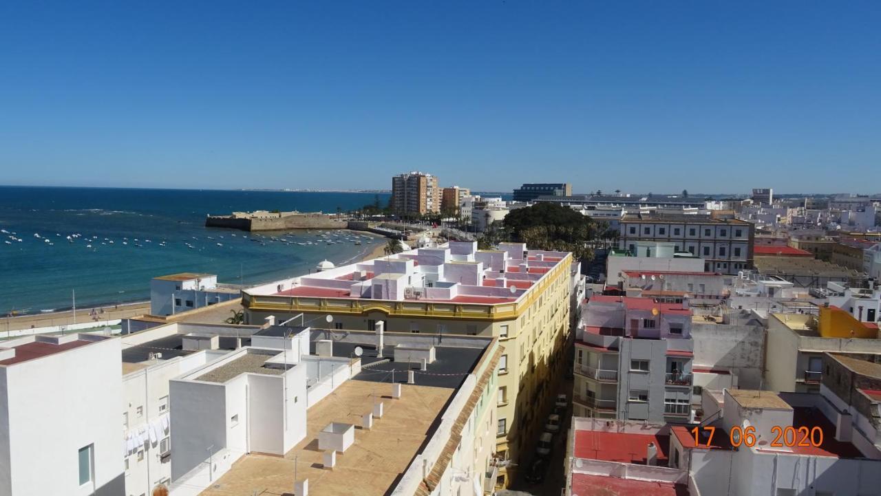 Apartamento Fenicia Con Aparcamiento Incluido Vistas Al Mar Cádiz Exteriör bild